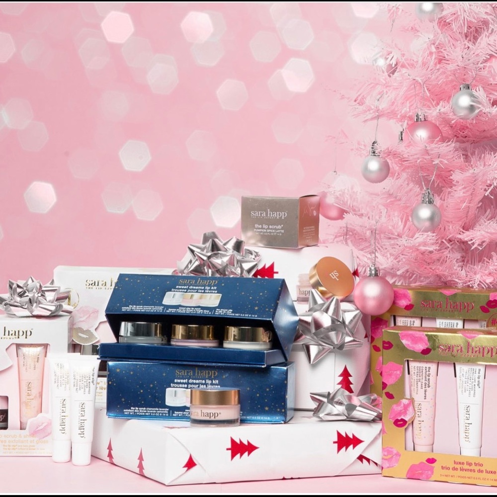 ONLY 2 LEFT!! Sara Happ The Lip Scrub 💋